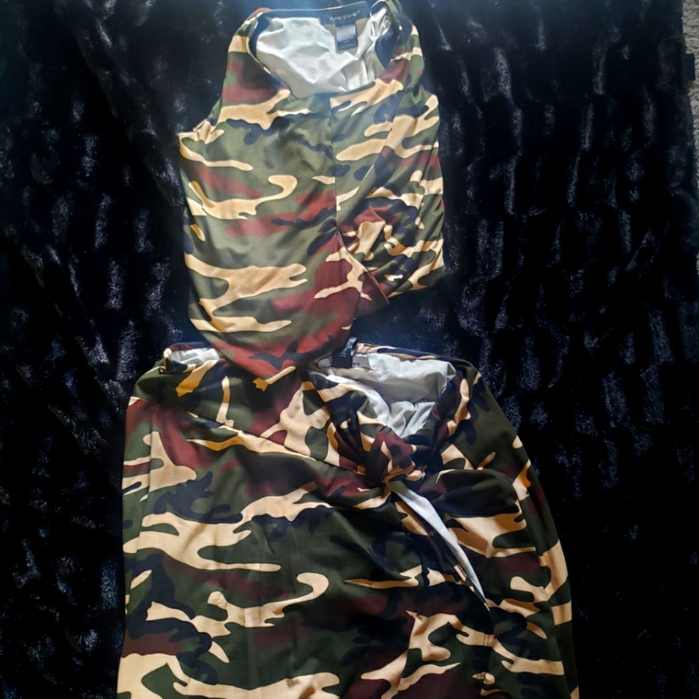 2pc Army Fatigue skirt set size 14/16